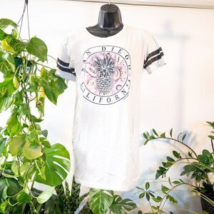 San Diego Pineapple Paisley Graphic T-Shirt, Striped Short Sleeves, Size S